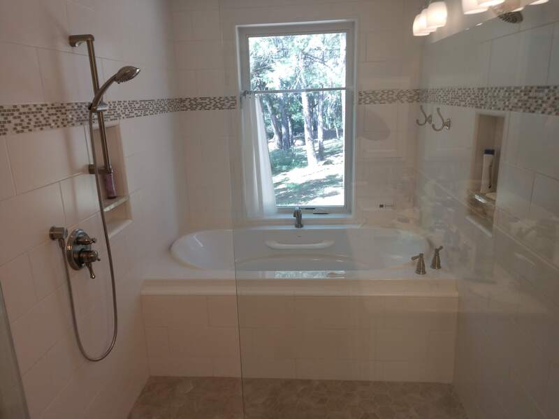 Lake Wildwood Penn Valley, CA Bathtub Shower Remodel by Plumbing Contractor with Bronze Fixtures and tile